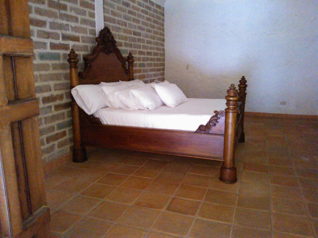 Hotel Santa Barbara Colonial - Santa Fe de Antioquia Habitación foto